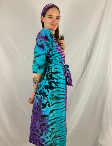 Adult Aqua/Purple Heart Tie-Dyed Kimono Robe, S