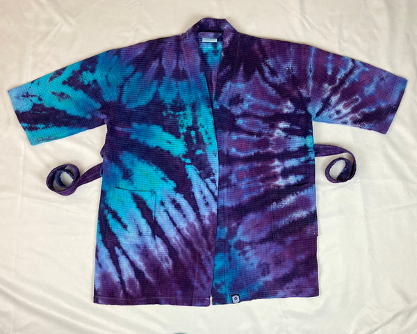 Adult Blue/Purple Spiral Tie-Dyed Waffle Short Robe, XXL