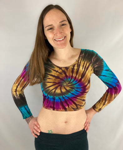 Women's Beach Vibes Tie-Dyed Long Sleeve Crop Top, M & XL