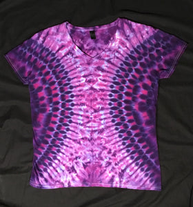 Women's Amethyst/Purple Hourglass Tie-dyed V-Neck Tee, XL